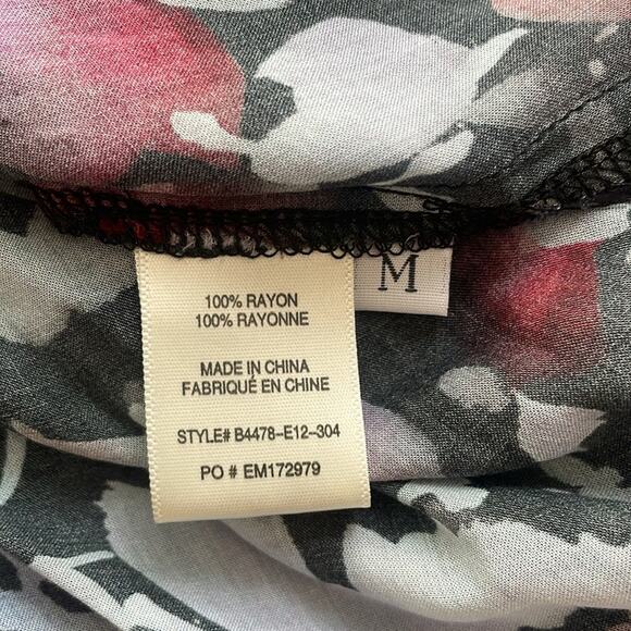 Bella Dahl Full Button Down Hipster Blouse in Evening Floral - Picture 14 of 16